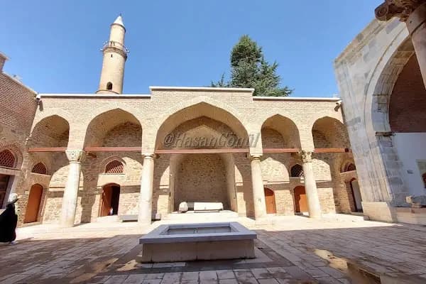 Taş Medrese Taş Eserler Müzesi - Müze - Konya Karatay