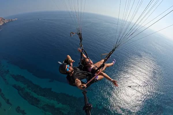 Alanya Yamaç Paraşütü Ulusky (Alanya Paragliding) aktivitepaketleri.com - Kurumsal Ofis - Antalya Muratpaşa