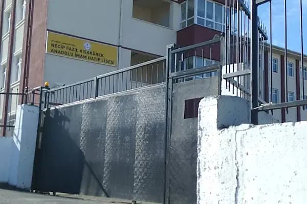 Necip Fazıl Kısakürek Anadolu İmam Hatip lisesi - Okul - İstanbul Arnavutköy