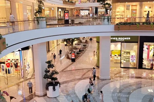 Üçkuyular Aktarmalı Otobüs Son Durağı - Otobüs Durağı - İzmir Balçova