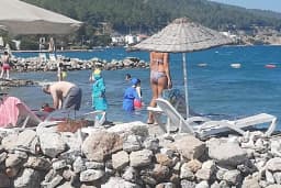 Deren Apart