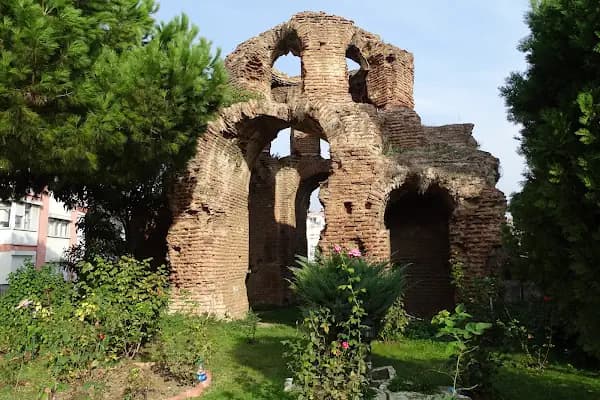Tarihi Kilise - Çiftlikköy - Tarihi Yer - Yalova Çınarcık