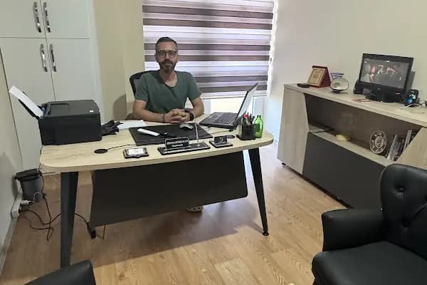 Fizyoterapist Serhan Büyükalan - Fizyobergama Fizyoterapi - Fizik Tedavi Kliniği - İzmir Selçuk