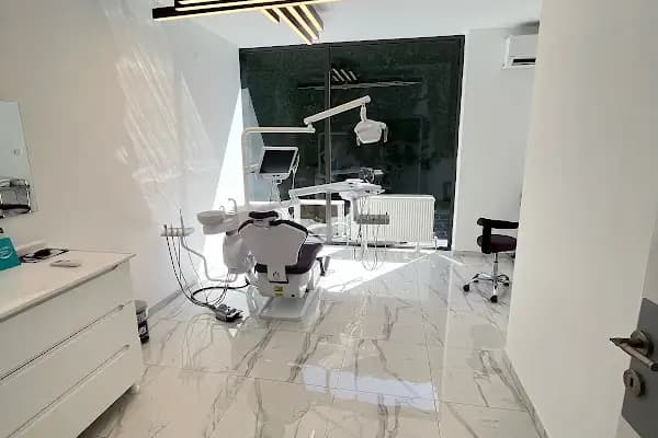 Özel Dent Trio Ağız ve Diş Sağlığı Polikliniği - Diş Kliniği - Ankara Çankaya