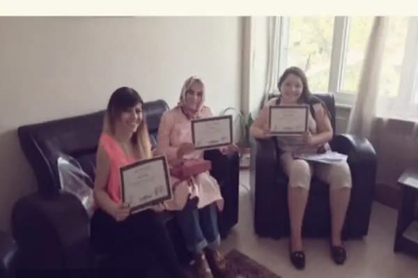 Gizem Badem, Uzman Psikolog, Hipnoterapist, Psikoterapist, EMDR ve Flash Terapi, BDT, ADDT, Aile Danışmanı, Kim Psikoloji - Psikolog - İstanbul Üsküdar