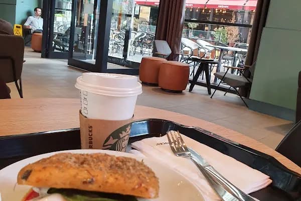 Starbucks - Kahve dükkanı - İstanbul Ataşehir