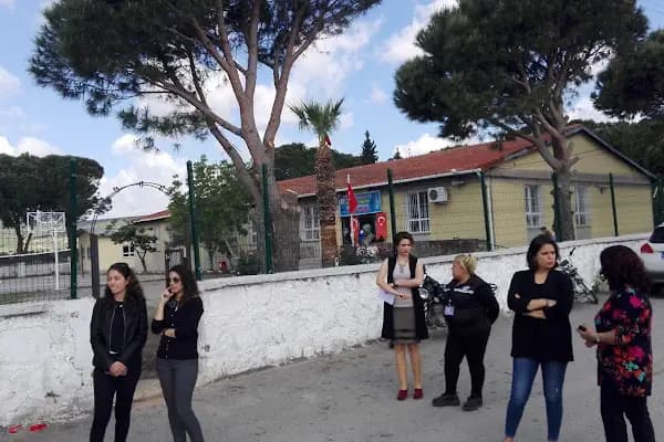 Bergama Göçbeyli Çok Programlı Lisesi - Okul - İzmir Konak