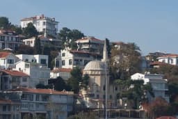 Büyükada Çarşı Camii