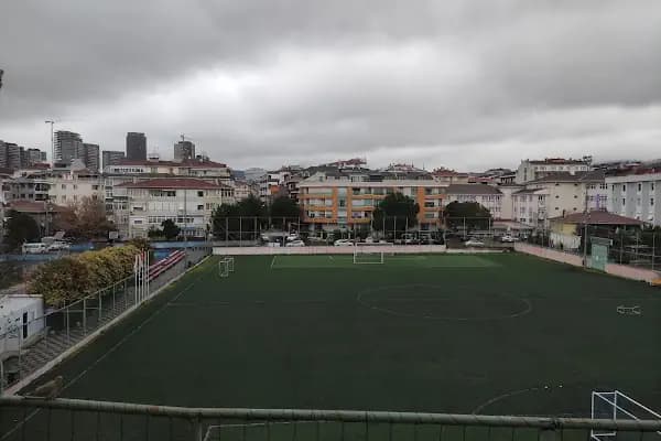 Maltepe Belediyesi İdealtepe küçükyalı Tesisleri - Futbol Sahası - İstanbul Küçükçekmece