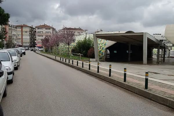 Osmangazi Belediyesi Çarşamba Pazarpark Oto Parkı - Otopark - Bursa Osmangazi