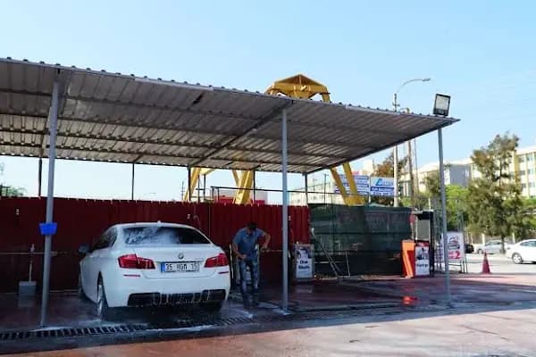 Bey Oto / Yıkama,Otopark,Galeri - Araba Yıkama - İzmir Balçova