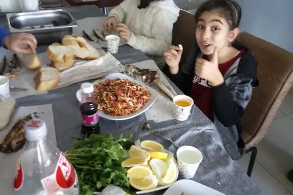 Yüceler Aperatif Cafe - Yiyecek Temini ve İkram Hizmeti - Bursa İnegöl