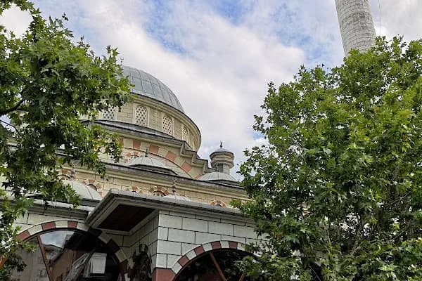 T.C. ATAŞEHİR MÜFTÜLÜĞÜ ŞEHİTLER CAMİİ - Cami - İstanbul Ataşehir