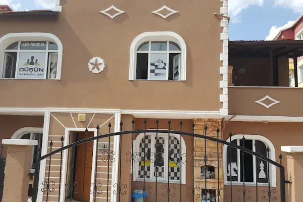 Düşün Satranç Evi - Okul - Tekirdağ Ergene