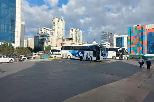 Kamil Koç Giden Yolcu Terminali Dudullu - Otobüs Firması - İstanbul Arnavutköy