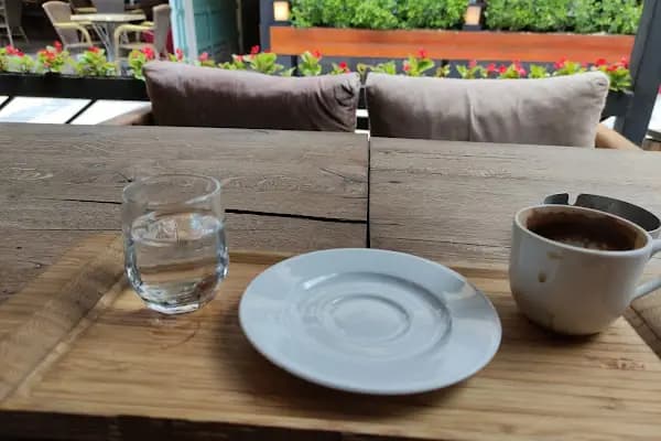 Nana Cafe Restaurant - Kafe - Sakarya Adapazarı