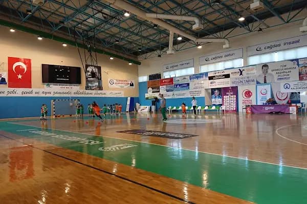 Binnaz Karakaya Kapalı Spor Salonu - Spor kompleksi - Muğla Dalaman