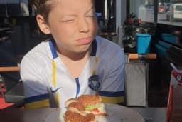 Esinti Simit Sarayi