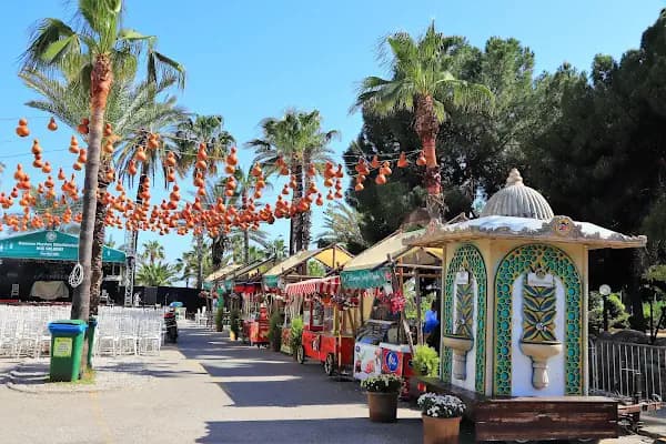 Alanya Belediyesi Kedi Parkı - Park - Antalya Muratpaşa