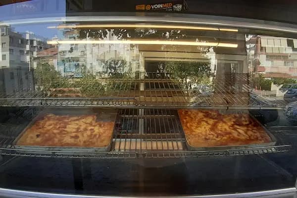 Balçova Merdanem Su Ve Ev Börekleri - Börekçi - İzmir Aliağa