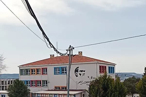 Ömer Seyfettin Mesleki ve Teknik Anadolu Lisesi - Okul - İzmir Buca