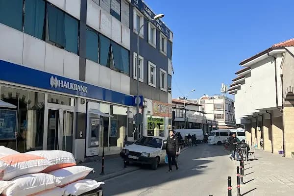 Halkbank Aziziye Şubesi - Banka - Konya Meram