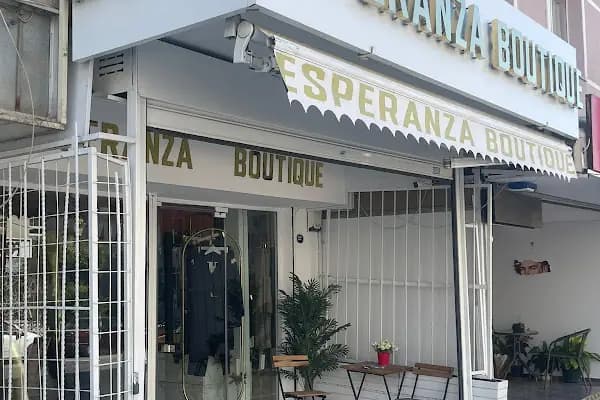 Esperanza Butik Giyim - İzmir Kadın Butik Giyim Mağazası - Şık ve Trend, Moda Kıyafetler - Batik Giyim Mağazası - İzmir Bergama