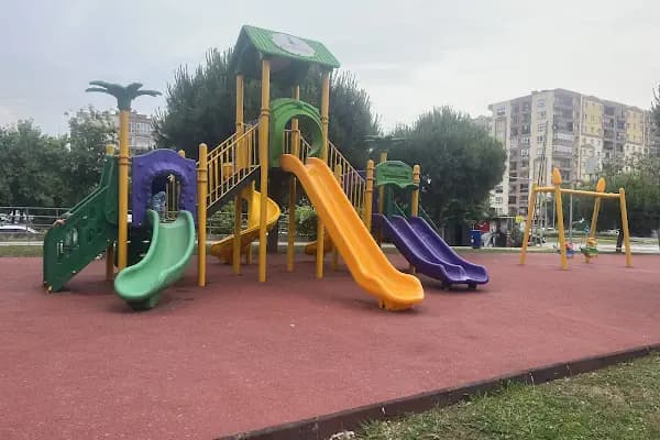 Çocuk Parkı - Park - İzmir Gaziemir