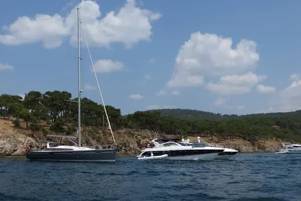 Teos Kınalıada Beach & Restaurant - Restoran - İstanbul Esenler