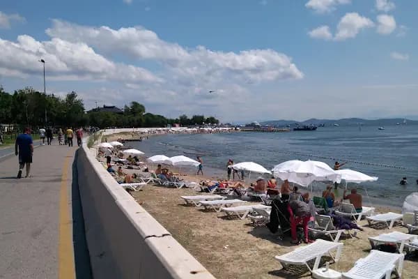Caddebostan Plajı - Kumsal - İstanbul Kadıköy