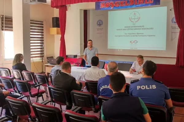 Bozkır Halk Eğitim Merkezi - Eğitim - Konya Beyşehir