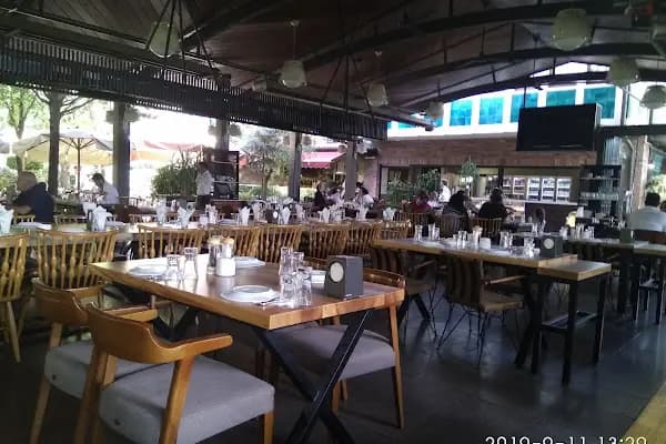 Orhan Köfte İnegöl Şube - Restoran - Bursa Gemlik