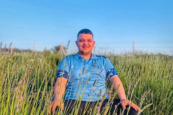 Genç Lavanta Bahçesi - Fotoğraf Stüdyosu - Adana Çukurova