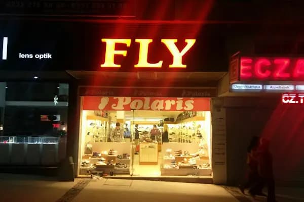 Fly - Ayakkabı mağazası - İzmir Buca
