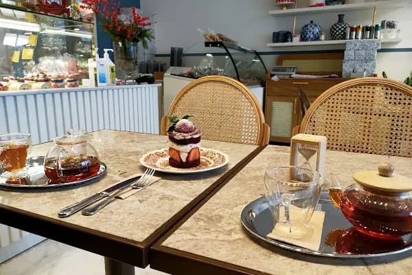 Kadiroğlu Pastanesi - Pastane - Sakarya Adapazarı