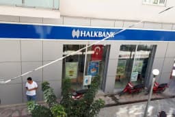 Halkbank Finike Şubesi