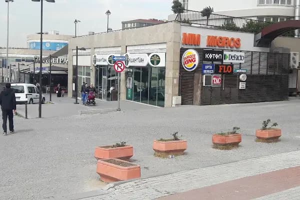 Kuveyt Türk Güneşli Çarşı Şubesi - Banka - İstanbul Bağcılar