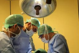 Doç. Dr. Ata CAN | Ortopedist, Uzman Doktor | Kalça ve Diz Protezi Ameliyatı Cerrahisi