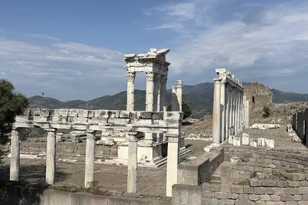 Dionysos Tapınağı - Tarihi Yer - İzmir Aliağa