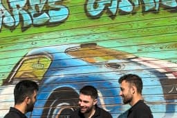 Ares GARAGE