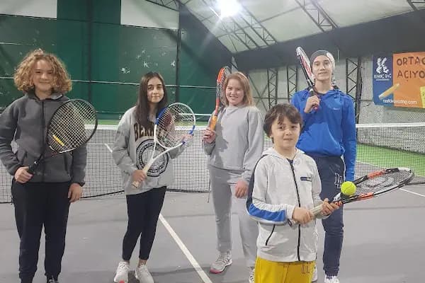 Edremit Tenis Kursu (Yetişkin ve çocuk için özel tenis eğitmeni) - Tenis Eğitmeni - Balıkesir Edremit
