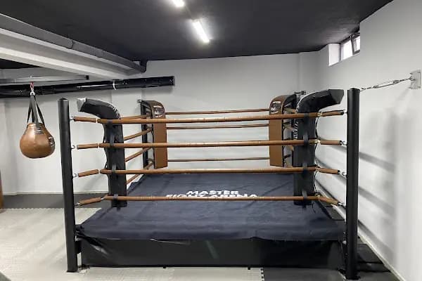 MASTER SPORTS ARENA - Spor salonu - Balıkesir Altıeylül
