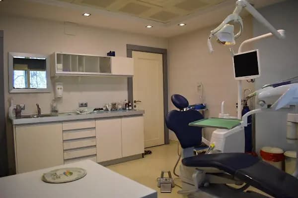 Özel MerDiş ağız ve diş sağlığı polikliniği - Diş Kliniği - Mersin Akdeniz