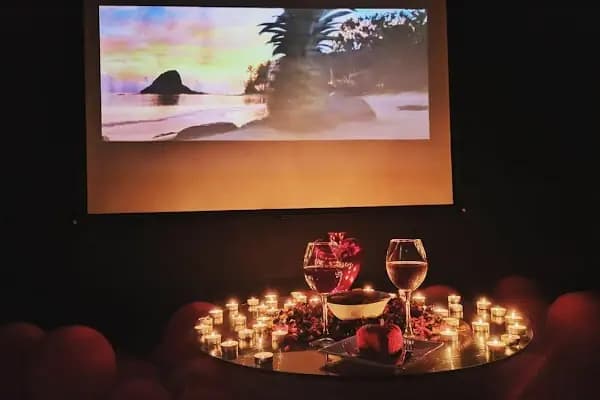 Cinehouse Florya - Sinema Salonu - İstanbul Bahçelievler
