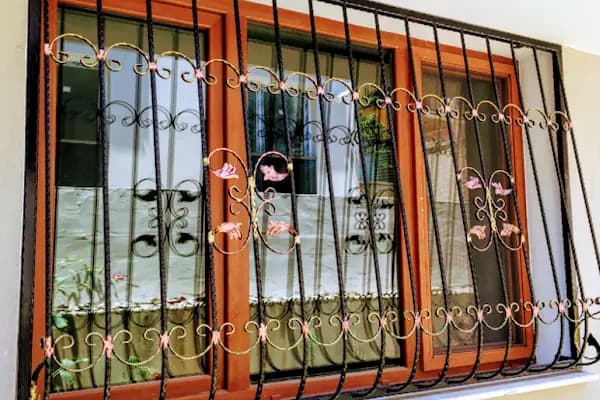 İzmir Buca Laleli metal demir doğrama Demir korkuluk ferforje sineklik - Kurumsal Ofis - İzmir Buca