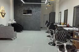 Yücel Çelik Men’s Hair Saloon