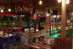 Dostlar Kafe