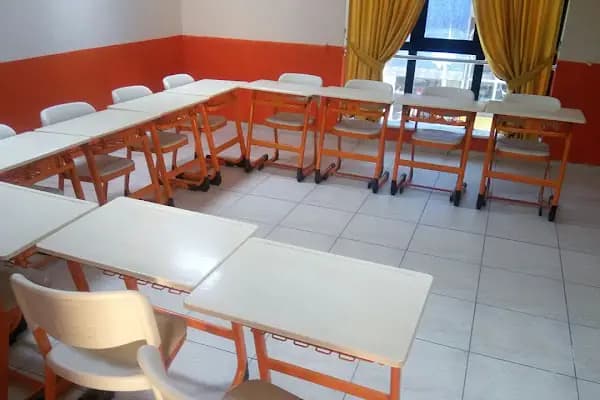 Macquarie Dil Okulu &amp; Yurtdışı Eğitim, - Dil Okulu - İstanbul Bağcılar