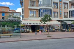 42 Sali Pazari