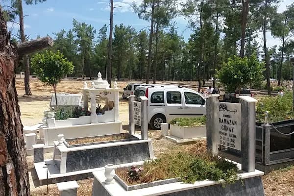 Kurşunlu Kent Mezarlığı - Mezarlık - Antalya Aksu
